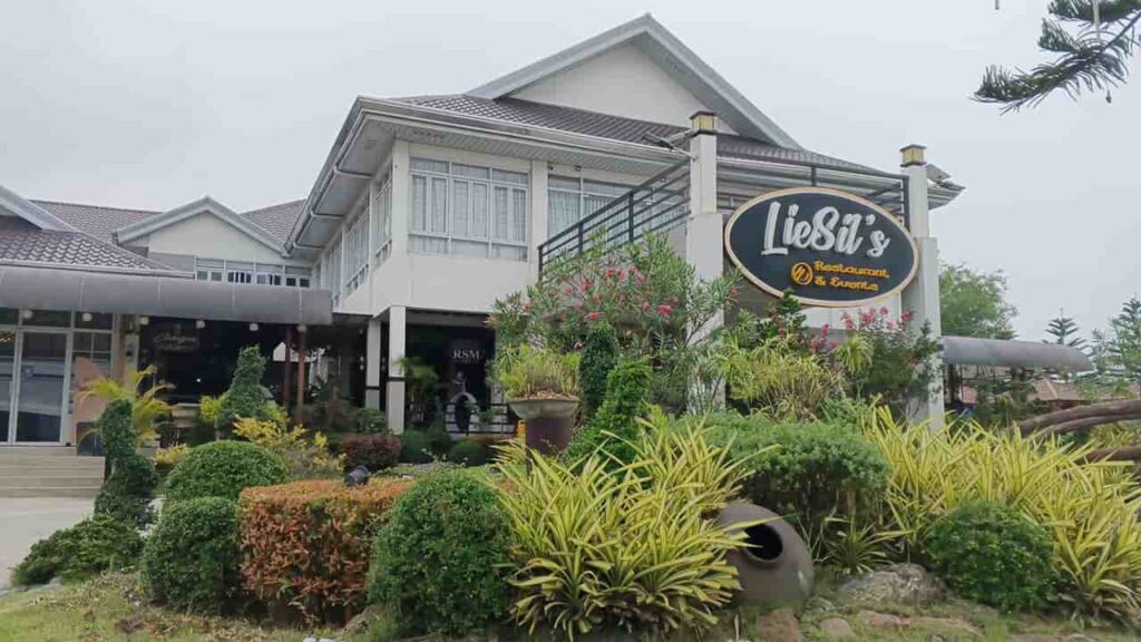 picture of leslie's restaurant, restaurant in tagaytay philippines