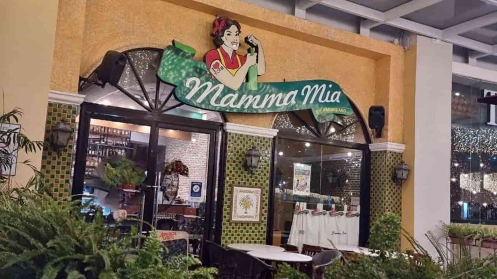 picture of mamma mia, restaurant in uptown mall